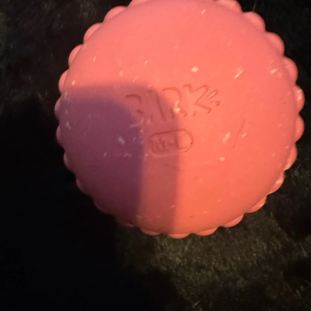Bark Box Superchewer M- L macaroon cookie dog toy NEW wacky bounce solid rubber